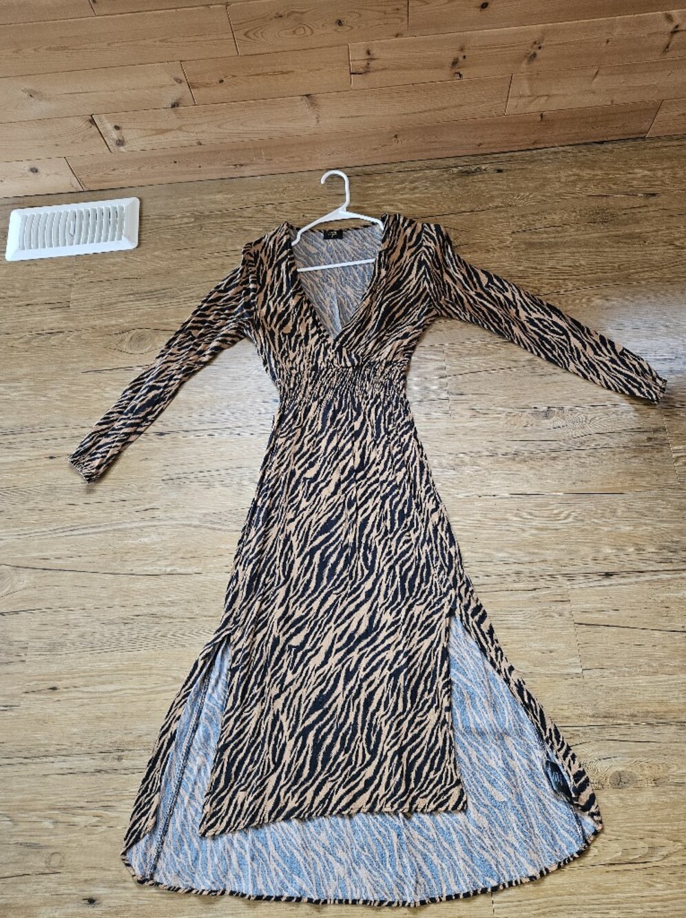 Women’s Brown Tiger-Print Long Sleeve  Dress EU Size Small